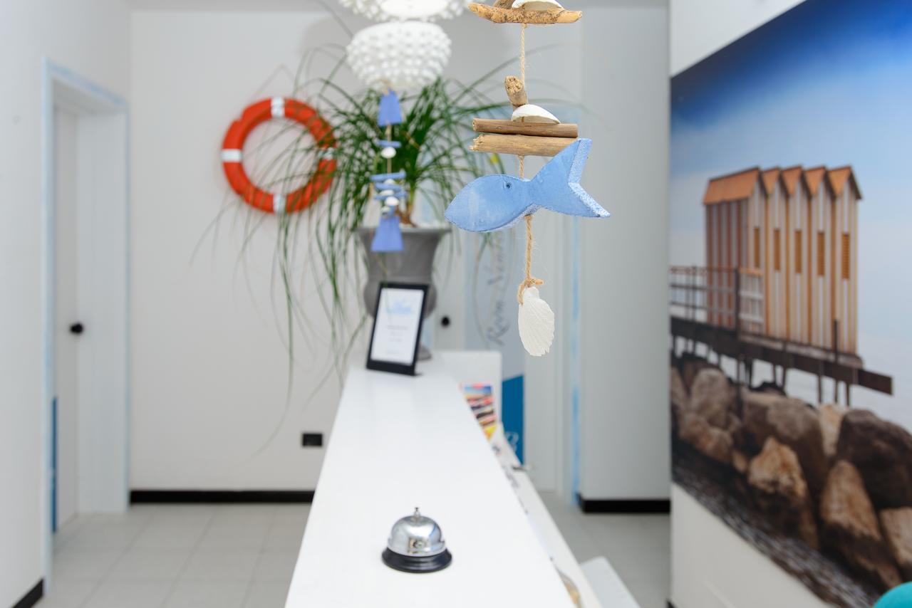 Blu Side Hotel & Residence 托雷圣乔万尼乌 外观 照片